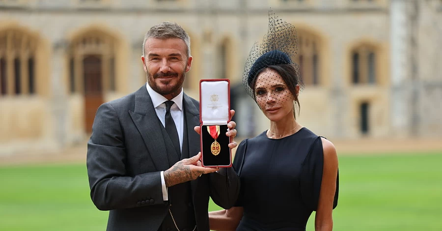 Сэр Дэвид и леди Виктория – британский король посвятил Бекхэма в рыцари 