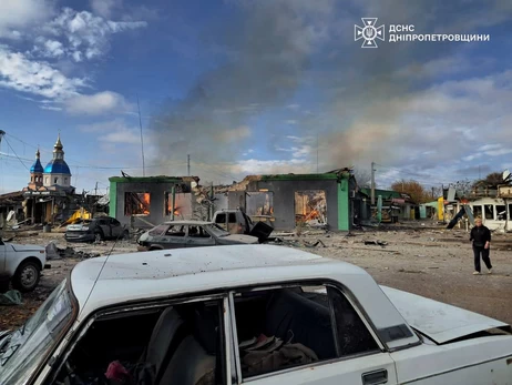 Россияне ударили по Днепропетровщине, среди погибших - полицейский