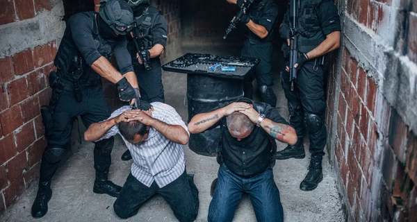 Російські шпигуни атакують Європу: від «консервів» до підлітків-хакерів 