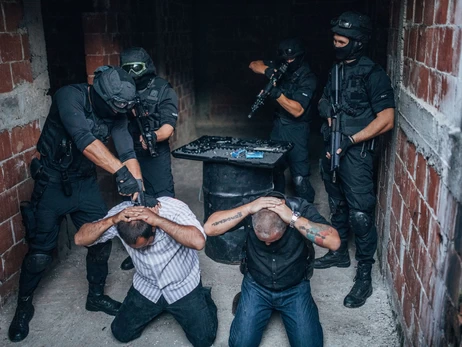 Російські шпигуни атакують Європу: від «консервів» до підлітків-хакерів 