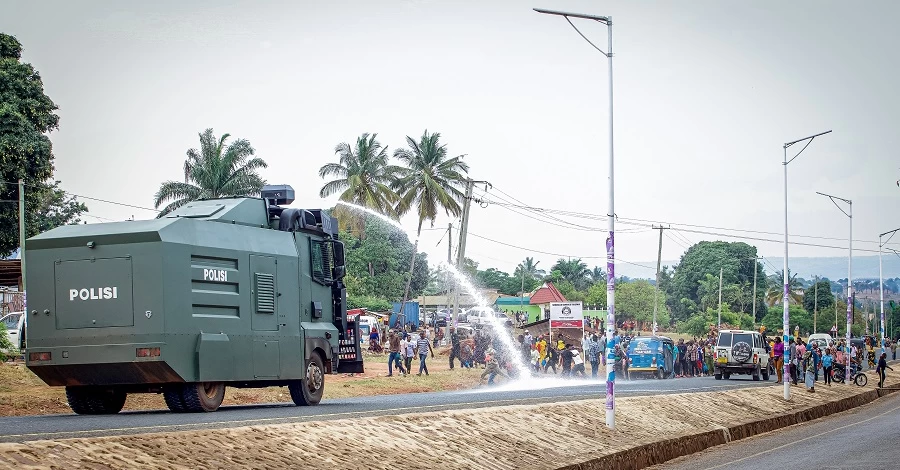 В Танзании оппозиция обвинила полицию в уничтожении тел сотен погибших во время протестов
