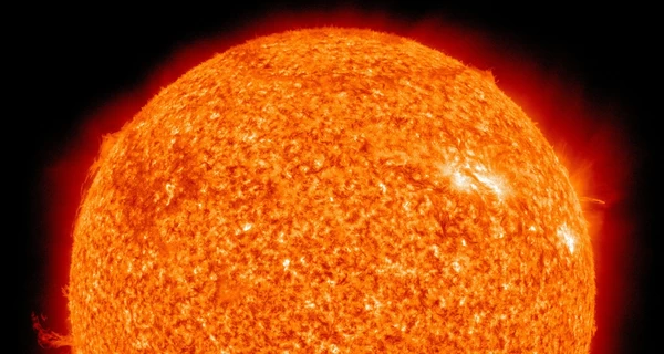 На Землю обрушилась мощнейшая магнитная буря: Солнце вошло в пик 25-летнего цикла