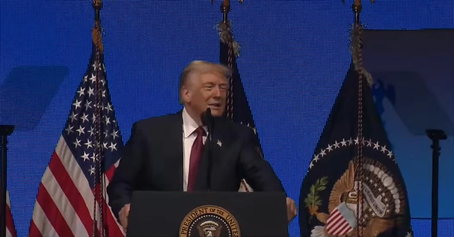 Трамп заявив, що Путін попросив його врегулювати війну в Україні