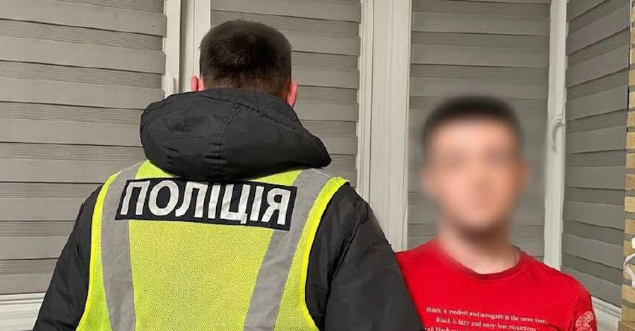 Киянину, який виклав відео під російські пісні у поліцейській формі, загрожує 34 тисячі гривень штрафу