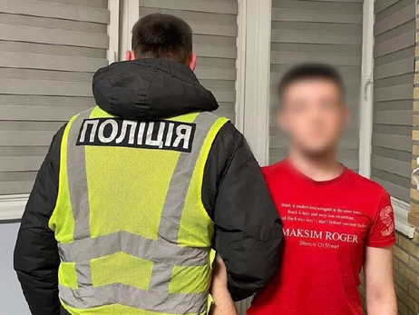 Киянину, який виклав відео під російські пісні у поліцейській формі, загрожує 34 тисячі гривень штрафу