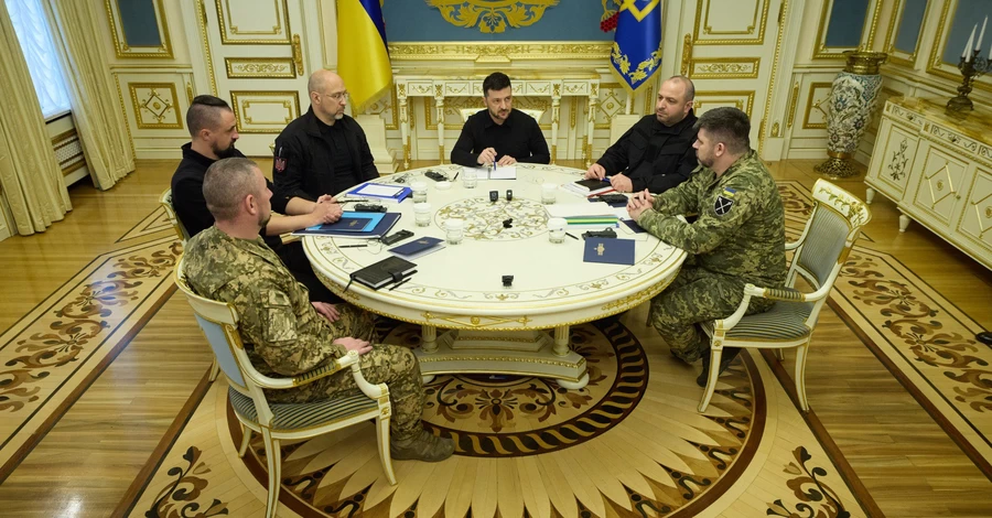 Зеленский объявил о запуске массового производства аналогов дронов Mavic 