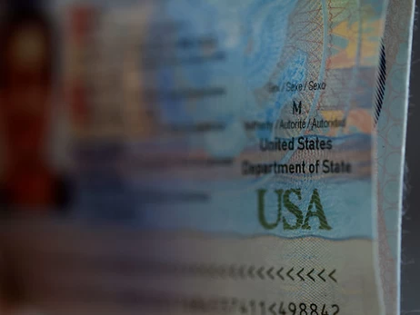 США будут отказывать в визах пенсионерам и людям с хроническими заболеваниями