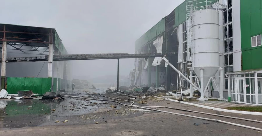 Вночі російські дрони атакували ТЕЦ на біомасі у Чернігівській області