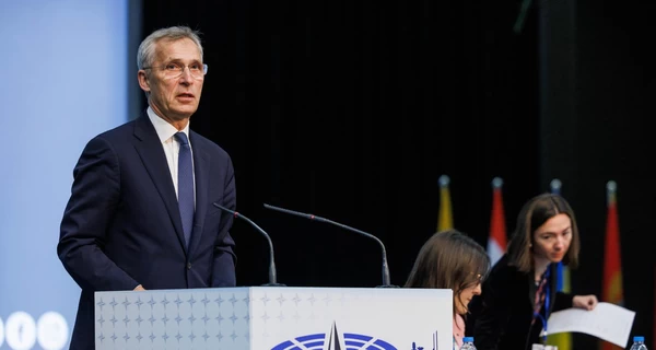 Экс-генсек НАТО Столтенберг рассказал, почему Альянс не закрыл небо над Украиной