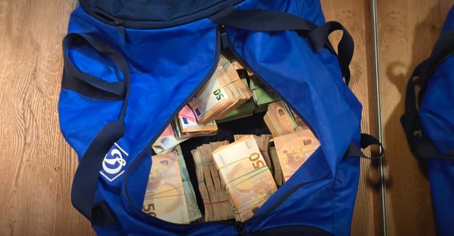 Коррупция в энергетике – деньги отмывали через офис экс-нардепа Деркача в Киеве