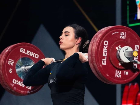 Важкоатлетка Ірина Домбровська: З народженням сина навіть кілограми на штанзі пішли вгору 