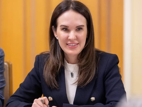 Заместитель руководителя Офиса Президента Ирина Мудрая засветила брендовых вещей на 70 тыс долларов