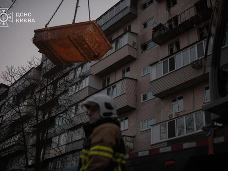 Кількість жертв атаки РФ на Київ зросла до 7 людей - померла одна з поранених