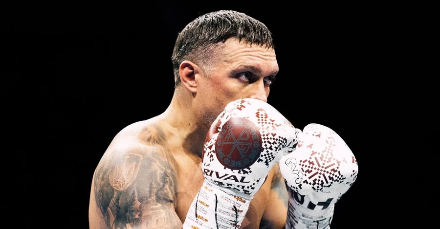 Александр Усик потерял звание абсолютного чемпиона в хевивейте