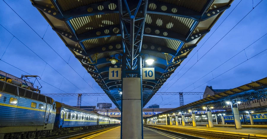 В Харьковской области после обстрелов «Укрзалізниця» изменила маршруты ряда поездов