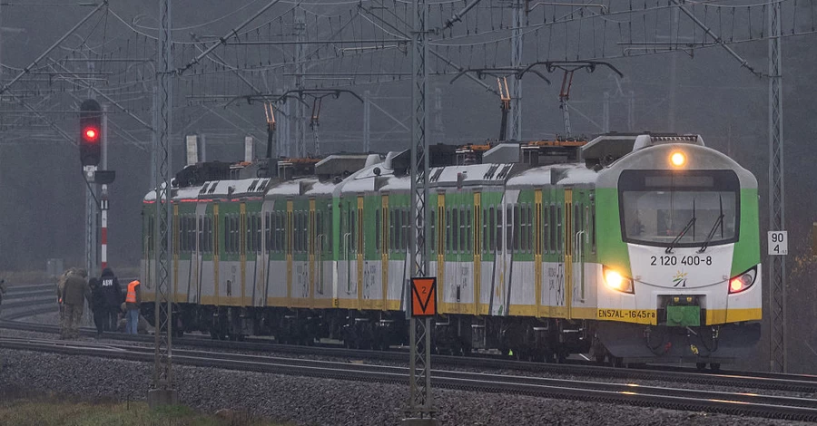 Следы диверсии на железной дороге ведут в Россию, - минобороны Польши