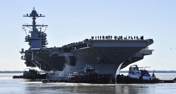 «Найбільший і найсмертоносніший»: США відправили до Венесуели корабель, здатний замінити армію