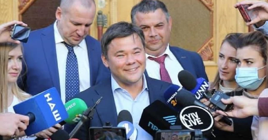 Экс-глава Офиса президента Андрей Богдан сделал за год первое сообщение в соцсетях: А я предупреждал!