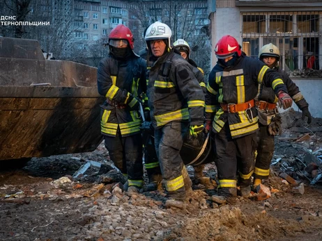 У Тернополі з-під завалів дістали тіло ще однієї загиблої
