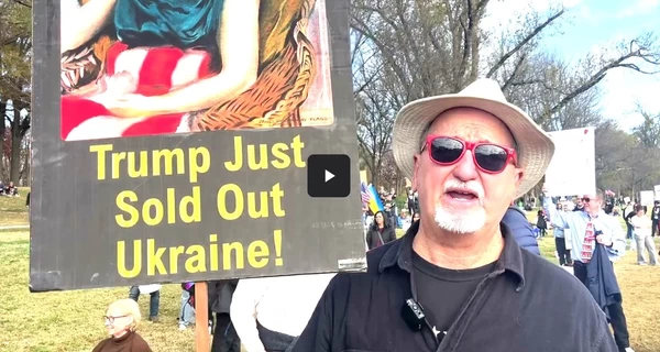 В Вашингтоне прошел протест - митингующие требуют импичмент Трампа