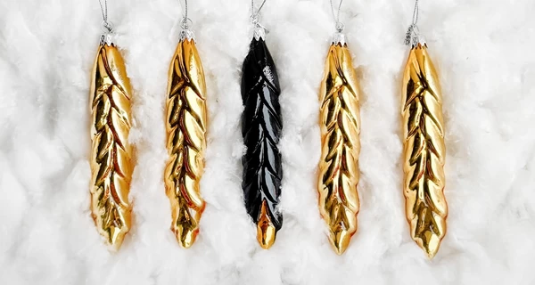 Бренд Bevza отказался от резонансного новогоднего украшения 5 колосков