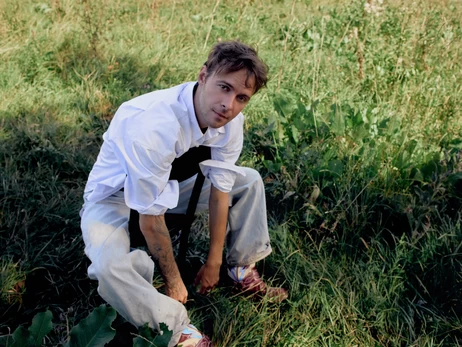 Макс Барских показал, что происходило за кадром съемок нового мини-альбома 