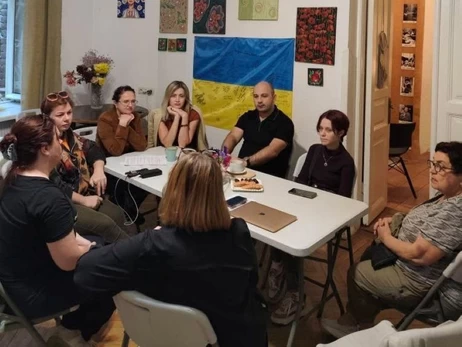 Дивляться кіно, вивчають традиції та мову: чим живе розмовний український клуб у Тбілісі