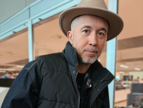 Сергея Бабкина два часа допрашивали в аэропорту Белграда из-за сумки с холостыми патронами