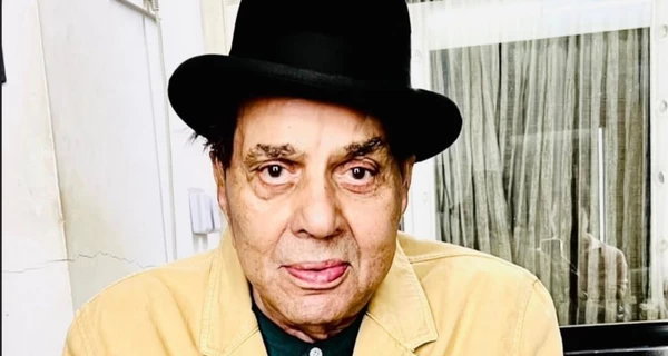 Умер знаменитый индийский актер Дхармендра - звезда 