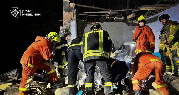 Росія атакувала Київ та Білу Церкву, є загиблі та постраждалі, триває розбір завалів