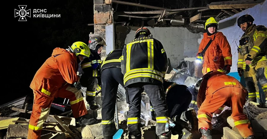 Россия атаковала Киев и Белую Церковь, погибли и пострадали, продолжается разбор завалов