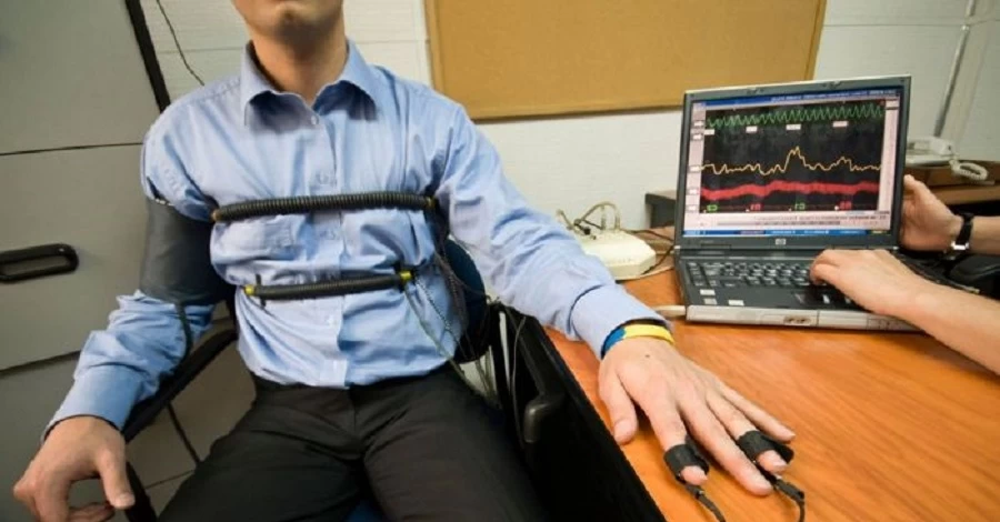 Мода на поліграф: чи каже правду «детектор брехні» і як допоможе в суді