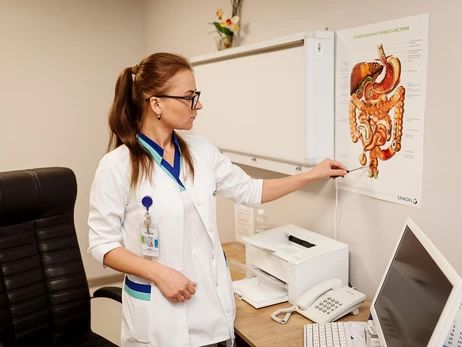 Від геморою до пересадки мікробіоти: чесні відповіді проктолога на незручні запитання