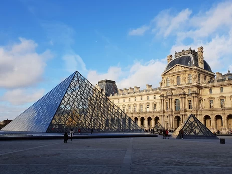 Лувр підвищив вартість квитків майже у два рази, але не для всіх