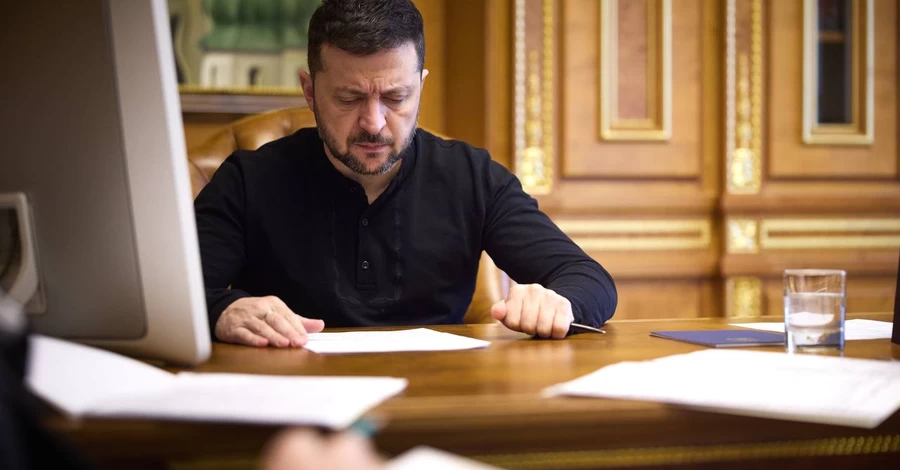 Зеленський ввів санкції проти 