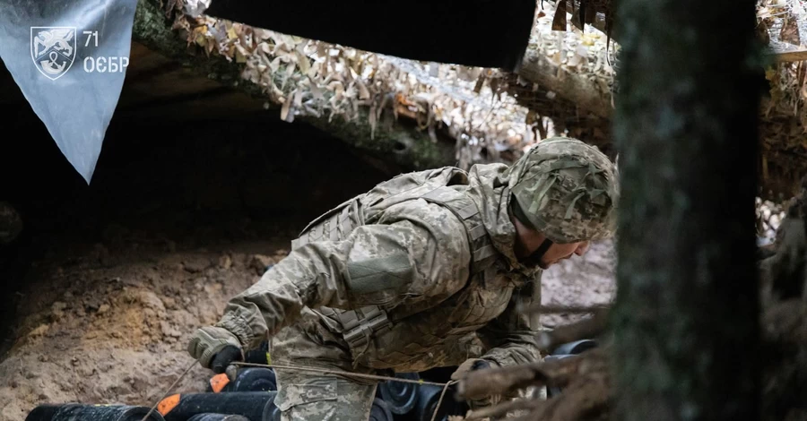 С Днем Вооруженных сил Украины: поздравления в стихах и прозе