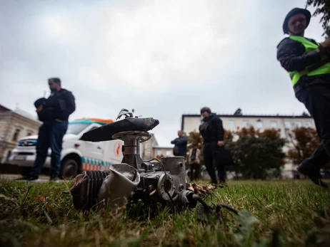 Росіяни вночі атакували 62 дронами, сили ППО знешкодили 39