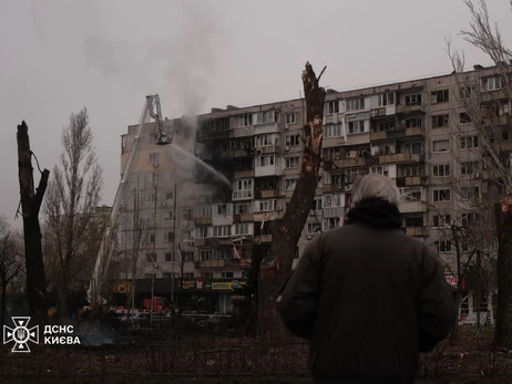 Кількість жертв найтривалішого обстрілу Києва 29 листопада зросла до трьох