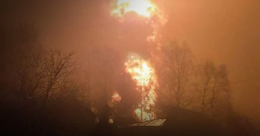 Генштаб подтвердил поражение двух нефтебаз на территории России