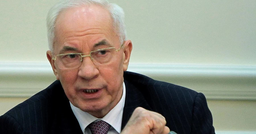  Суд признал Азарова виновным в государственной измене 