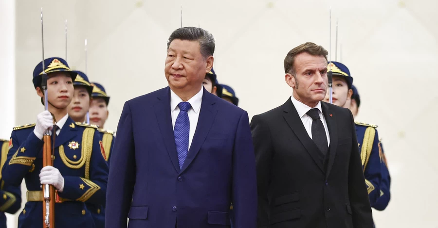 Макрон предложил Си Цзиньпину заставить Путина принять зимний мораторий на удары по энергетике Украины