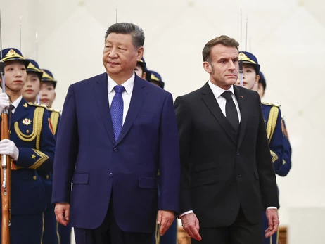 Макрон запропонував Сі Цзіньпіну змусити Путіна прийняти зимовий мораторій на удари по енергетиці України