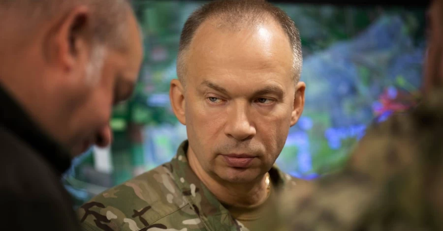 Бої за Покровськ продовжуються, ЗСУ утримують північну частину міста, - Сирський 