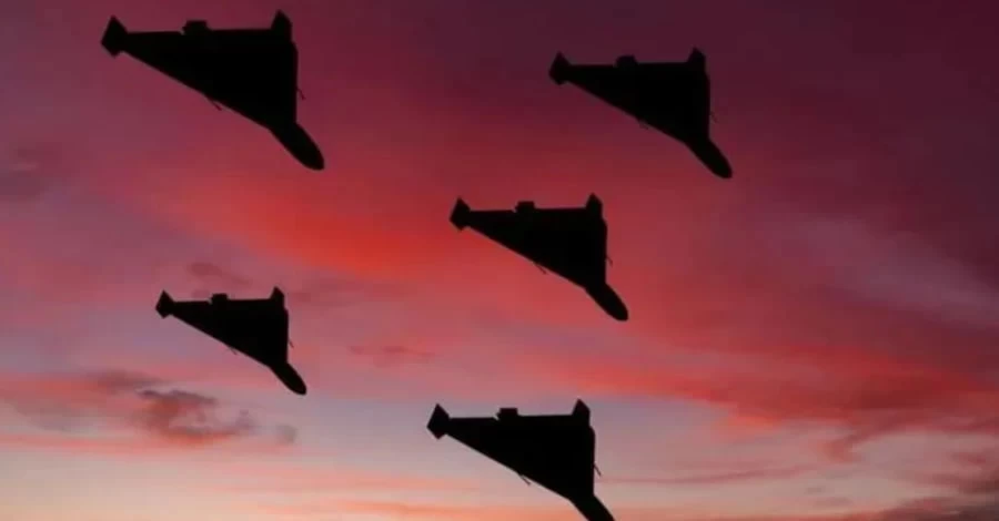 Самолет Зеленского на пути в Ирландию преследовали дроны военного типа - СМИ