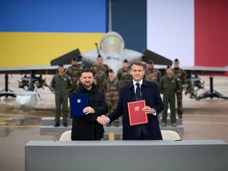 Скільки грошей та озброєння отримає Україна: нова стратегія Європи