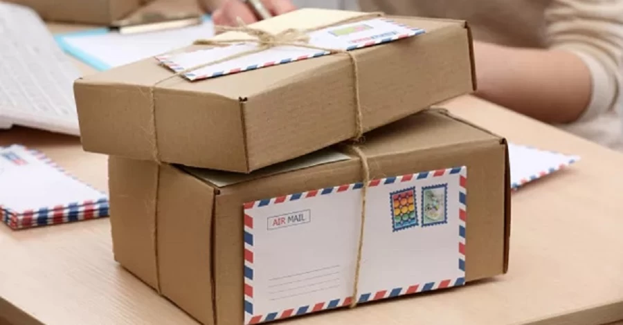 Купувати на Temu та AliExpress стане дорожче - запровадять податок на міжнародні посилки