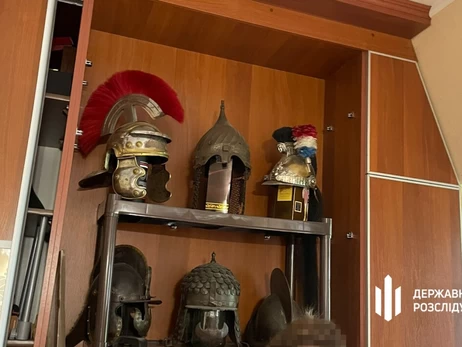 Скарби з підпілля: чому в Україні не хочуть визнавати приватні археологічні колекції