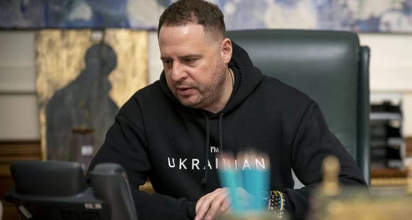 Зеленський вивів Єрмака зі складу РНБО та Ставки головнокомандуючого 