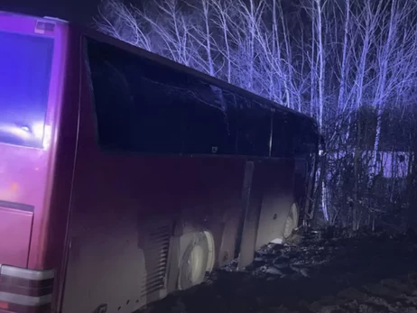 В Польше автобус с 26 украинцами врезался в легковушку - водитель погиб