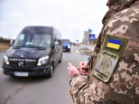 В Госпогранслужбе опровергают информацию о массовом выезде граждан за границу